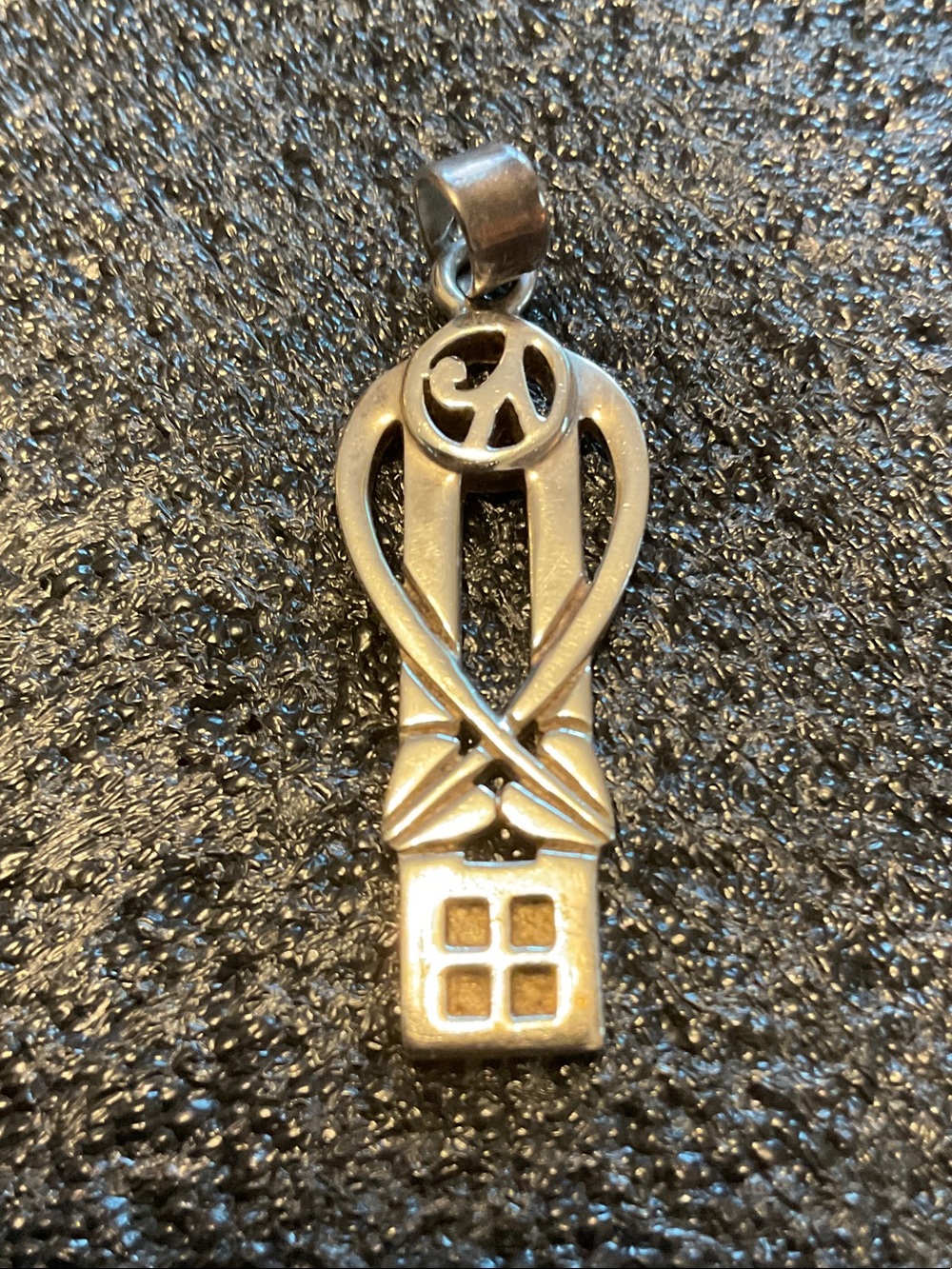Source Unknown Sterling Silver Stylized Symbol Pendant Necklace